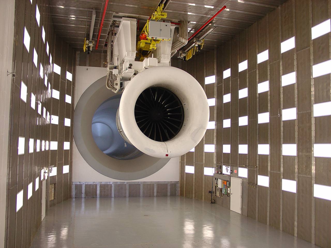 Inside GE Peebles: See the guts of jet engines